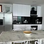 2Br Apartment Ocean & Old City View
